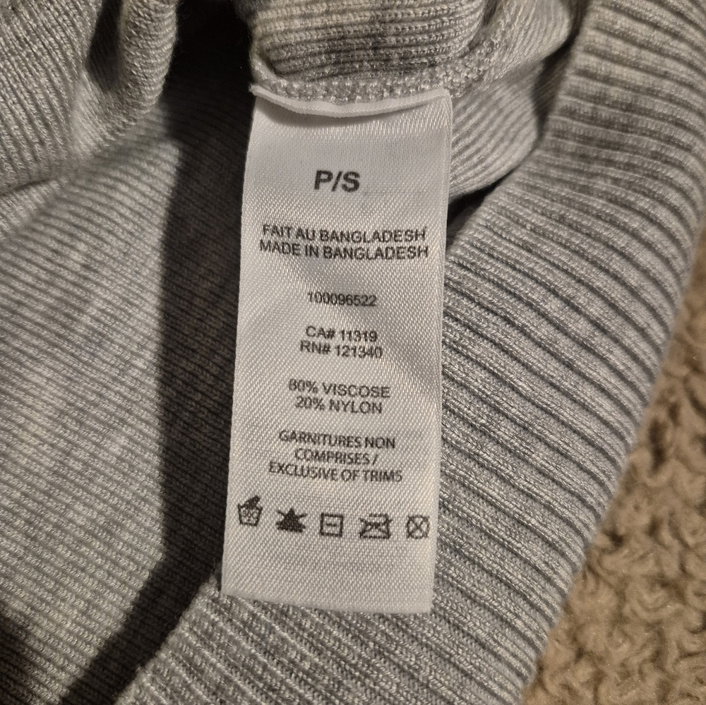 Garage Boxy Cropped Polo Sweater S Like New - Picture 11 of 13